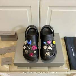 Picture of Balenciaga Slippers _SKUBalenciagasz35-45SY05013386
